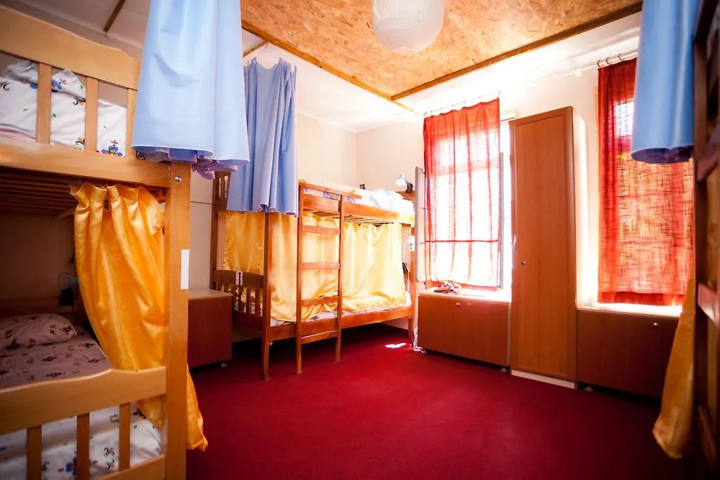 The Wanderers Hostel Шкодер 3*,